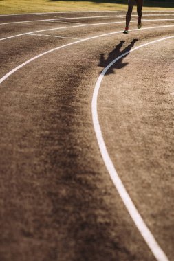 Bir koşucu kadının bacakları Close-up