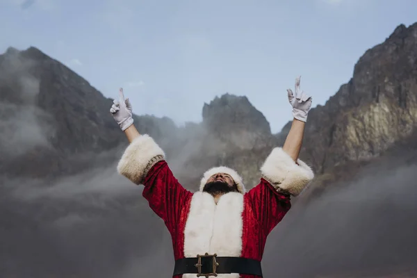 Babbo Natale Sulle Montagne Dell Islanda — Foto Stock