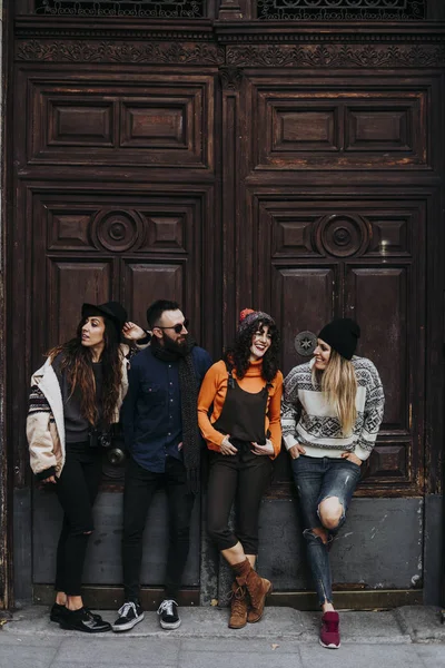 Grupo Amigos Felizes Rua — Fotografia de Stock