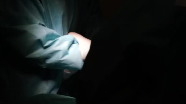 Equipo Cirujanos Operando Hospital — Vídeo de stock