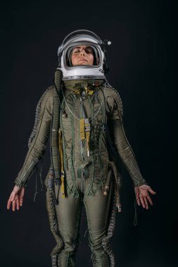 Genç astronotum kadın kask Studio ile
