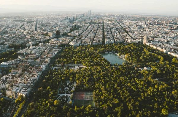 Vista panorámica del paisaje urbano de Madrid — Foto de Stock