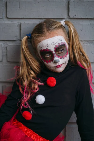 Child looking at camera , dressed in costume for Halloween party. — Stock Photo, Image