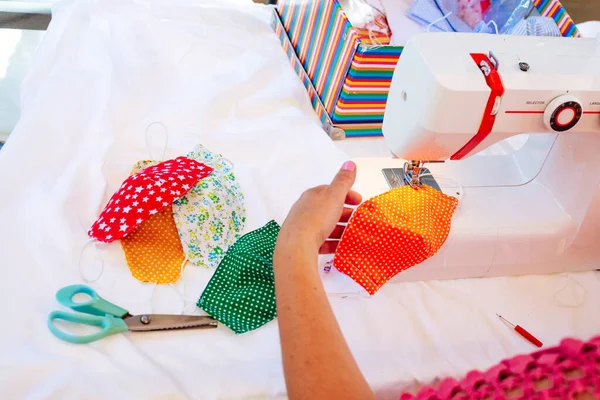 Woman Sewing Face Masks Her Home — Stock Photo, Image