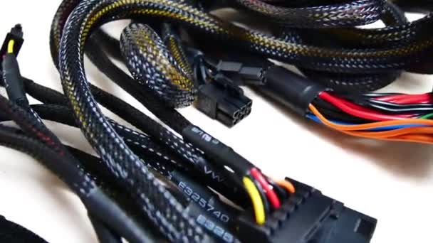 Kabely a napájení napájení počítače — Stock video