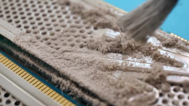 The service center worker cleans dust at Random Access Memory — Stock Video