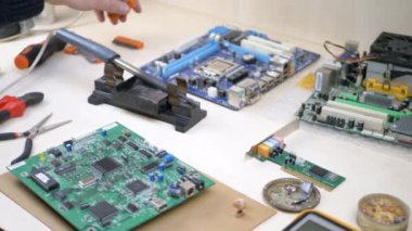 Çalışma alanı ile elektronik bileşenleri elektronik Atölyesi