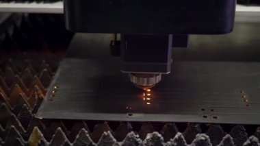 Lazer kesim teknolojisi düz sac çelik malzeme işleme