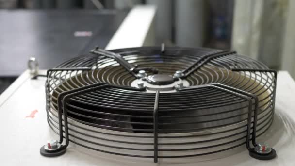 Sistema de ventilación industrial en la empresa — Vídeo de stock