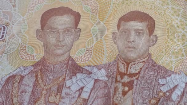 Rama IX i Rama X na banknotach THB w Tajlandii — Wideo stockowe