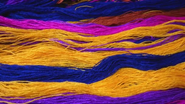 Многоцветная трикотажная ткань — стоковое видео