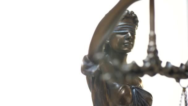 Standbeeld van Justitie Symbool — Stockvideo