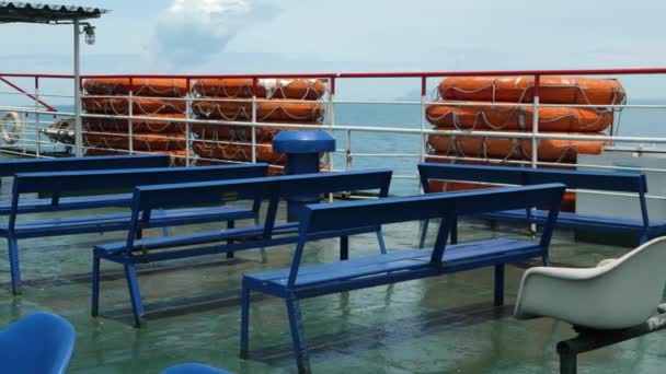 Sièges pour passagers sur le ferry — Video