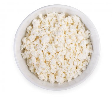 Beyaz b izole beyaz porselen kase taze süzme peynir