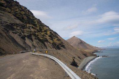 Road East Iceland Hvalnesskridur arazi slaytları aracılığıyla