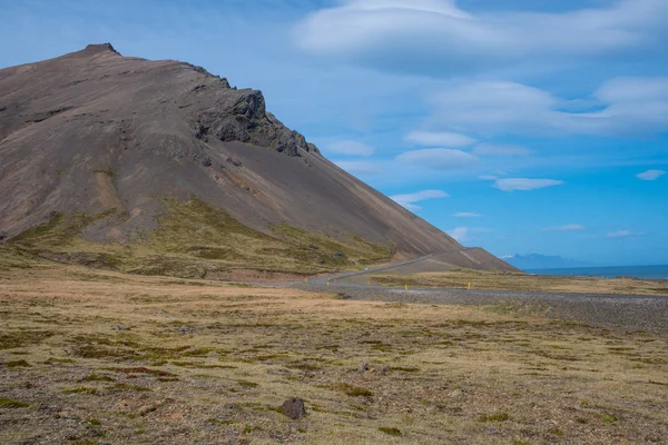 Estrada Através Deslizamentos Terra Thvottarskridur Leste Islândia — Fotografia de Stock
