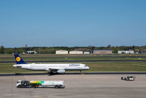 Berlin Německo Dubna 2018 Lufthansa Airbusy A321 Berlín Tegel Letiště — Stock fotografie