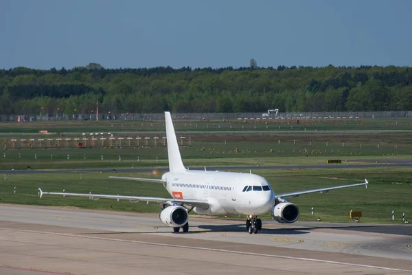 Berlin Německo Dubna 2018 Easyjet Airbus A320 Berlín Tegel Letiště — Stock fotografie