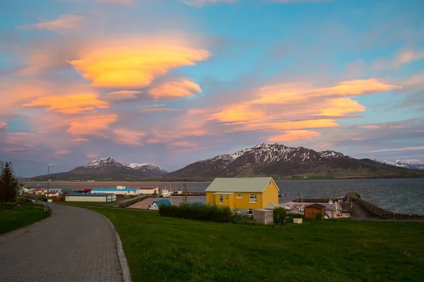 Coucher Soleil Reflète Dans Les Nuages Près Île Hrisey Islande — Photo