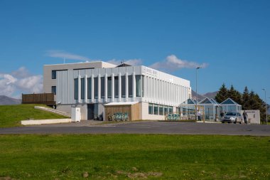 Hornafjordur İzlanda - Ağustos 01. 2018: otel Hofn Güneydoğu İzlanda'için gelen konuklar