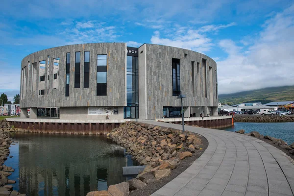 Akureyri Islândia Agosto 2018 Arquitetura Moderna Casa Cultura Hof — Fotografia de Stock