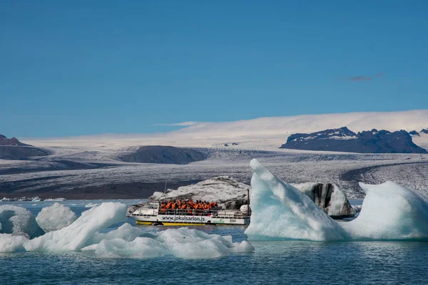 Jokulsarlon Исландия Августа 2018 Парусник Амфибия Ледниковой Лагуне Джоколсарлон — стоковое фото