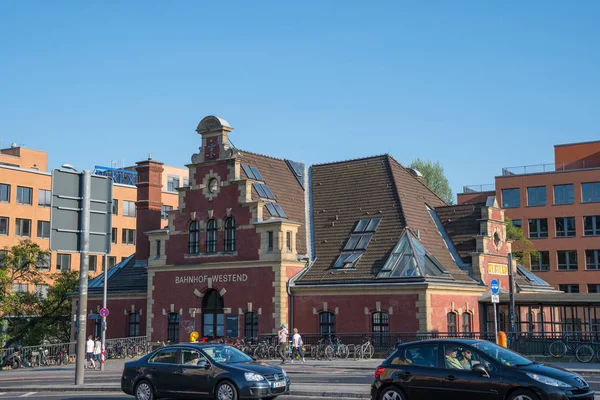 Berlín Alemania Abril 2018 Bahnhof Westend Estación Tren Línea Ferrocarril —  Fotos de Stock