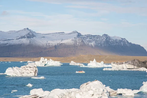 Jokulsarlon Ice Lagoon i södra Island — Stockfoto