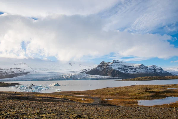 Fjallsarlon Iceberg lagun i södra Island — Stockfoto