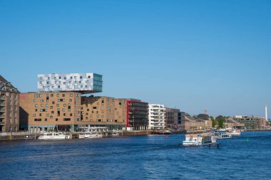 Almanya 'da Berlin kentinde Spree Nehri görünümü
