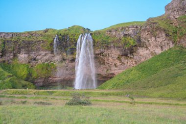 Güney İzlanda 'da Seljalandsfoss Şelalesi