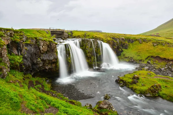 Wodospad Kirkjufellsfoss Półwyspie Snaefellsnes Zachodniej Islandii — Zdjęcie stockowe