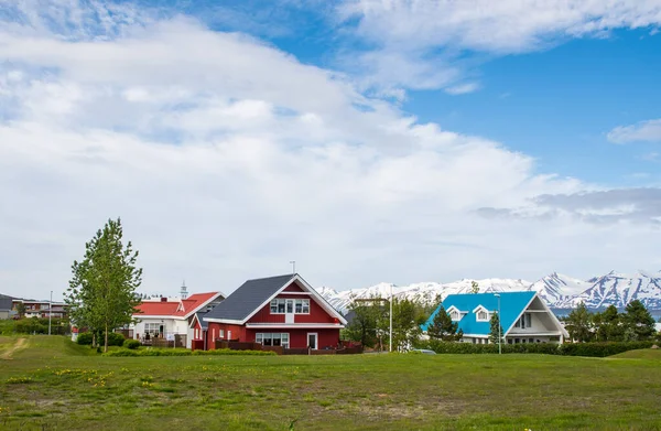 Ville Dalvik Dans Nord Islande Par Une Journée Été Ensoleillée — Photo