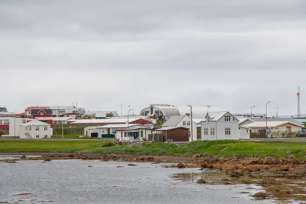 Linea Costiera Della Città Thorshofn Nel Nord Dell Islanda — Foto Stock