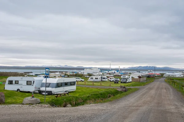 Acampamento Town Thorshofn North Iceland — Fotografia de Stock