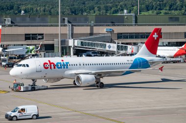 Zürih İsviçre - 7 Ağustos. 2025: Chair Airlines Airbus A320 uçağı
