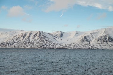 Kuzey İzlanda 'daki Trollaskagi' nin dağ manzarası