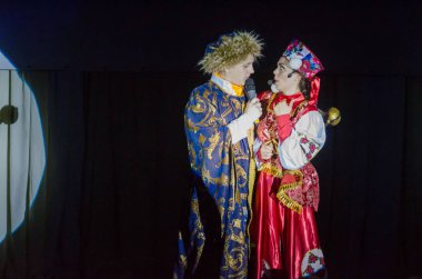 Dnipro, Ukrayna - 22 Haziran 2018: Grand göstermek şarkı Bis perfomed yaratıcı gençlik şarkı tiyatro üyeleri tarafından.