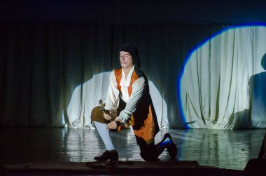 Dnipro, Ukrayna - 22 Haziran 2018: Grand göstermek şarkı Bis perfomed yaratıcı gençlik şarkı tiyatro üyeleri tarafından.