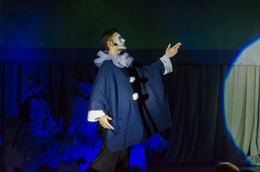 Dnipro, Ukrayna - 22 Haziran 2018: Grand göstermek şarkı Bis perfomed yaratıcı gençlik şarkı tiyatro üyeleri tarafından.