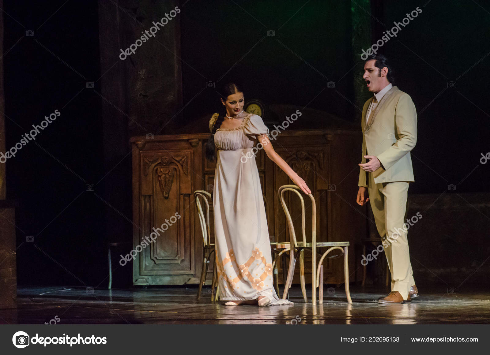 Life of Onegin in the village. Characteristics of Eugene Onegin Life of Onegin in the village. Characteristics of Eugene Onegin