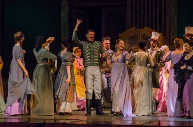 Dnipro, Ukrayna - 30 Haziran 2018, 2018: Opera Onegin Dnipro Opera ve Bale Tiyatrosu üyeleri tarafından gerçekleştirilen hayat.