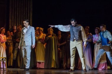 Dnipro, Ukrayna - 30 Haziran 2018, 2018: Opera Onegin Dnipro Opera ve Bale Tiyatrosu üyeleri tarafından gerçekleştirilen hayat.