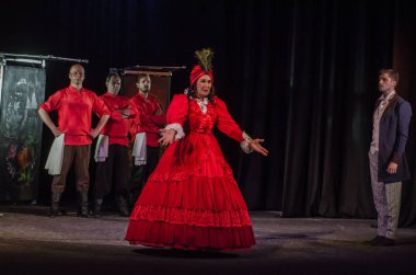 Dnipro, Ukrayna - 7 Temmuz 2018: Dnipro devlet Drama ve komedi tiyatro üyeleri tarafından gerçekleştirilen Amca'nın rüyası