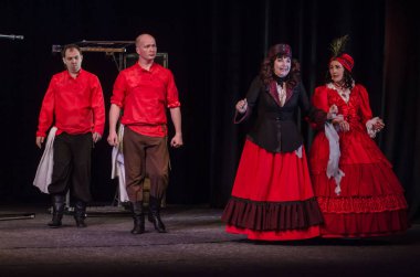 Dnipro, Ukrayna - 7 Temmuz 2018: Dnipro devlet Drama ve komedi tiyatro üyeleri tarafından gerçekleştirilen Amca'nın rüyası