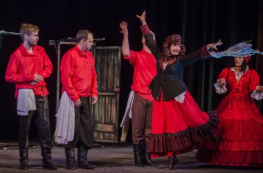 Dnipro, Ukrayna - 7 Temmuz 2018: Dnipro devlet Drama ve komedi tiyatro üyeleri tarafından gerçekleştirilen Amca'nın rüyası