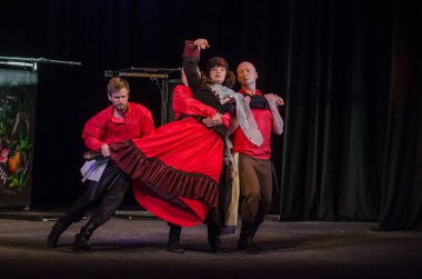 Dnipro, Ukrayna - 7 Temmuz 2018: Dnipro devlet Drama ve komedi tiyatro üyeleri tarafından gerçekleştirilen Amca'nın rüyası