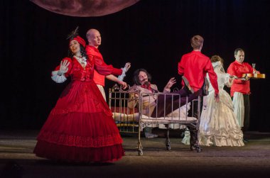 Dnipro, Ukrayna - 7 Temmuz 2018: Dnipro devlet Drama ve komedi tiyatro üyeleri tarafından gerçekleştirilen Amca'nın rüyası