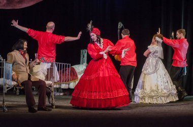 Dnipro, Ukrayna - 7 Temmuz 2018: Dnipro devlet Drama ve komedi tiyatro üyeleri tarafından gerçekleştirilen Amca'nın rüyası