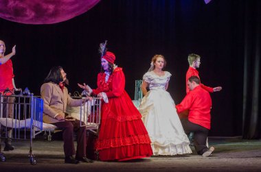 Dnipro, Ukrayna - 7 Temmuz 2018: Dnipro devlet Drama ve komedi tiyatro üyeleri tarafından gerçekleştirilen Amca'nın rüyası